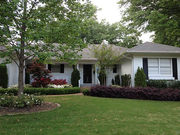 Front - Prof. Landscaped