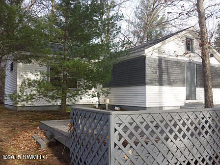 3rd image of 1382 S Payne Dr