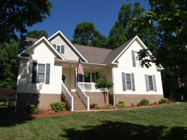 3787 Creek Ridge Dr, Denver, NC 28037