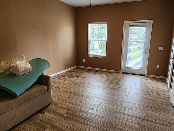 3rd image of 803 Blanche Ave Unit 2