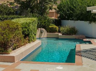 4322 Willow Glen St, Calabasas, CA 91302