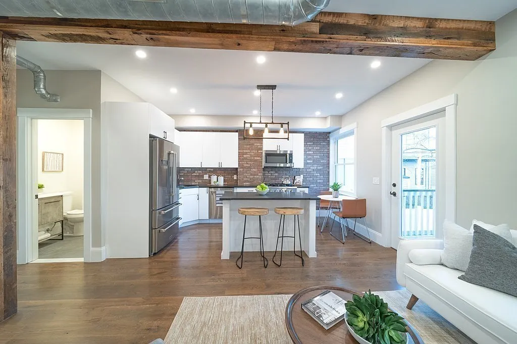 2 bed, 1200 sqft, $3,200 — Photo 3