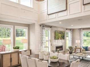 19 Plimpton Farm Rd #304, Millis, MA 02054