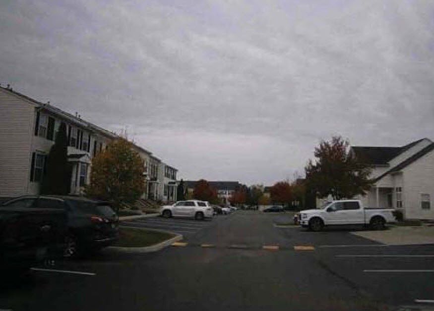 2nd image of 129 Green Ml