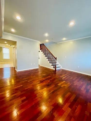 523 Florida Ave NE #1 Photo 1