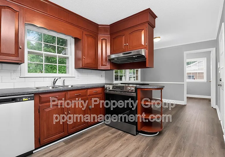 3916 Piney Grove Rd — Photo 6