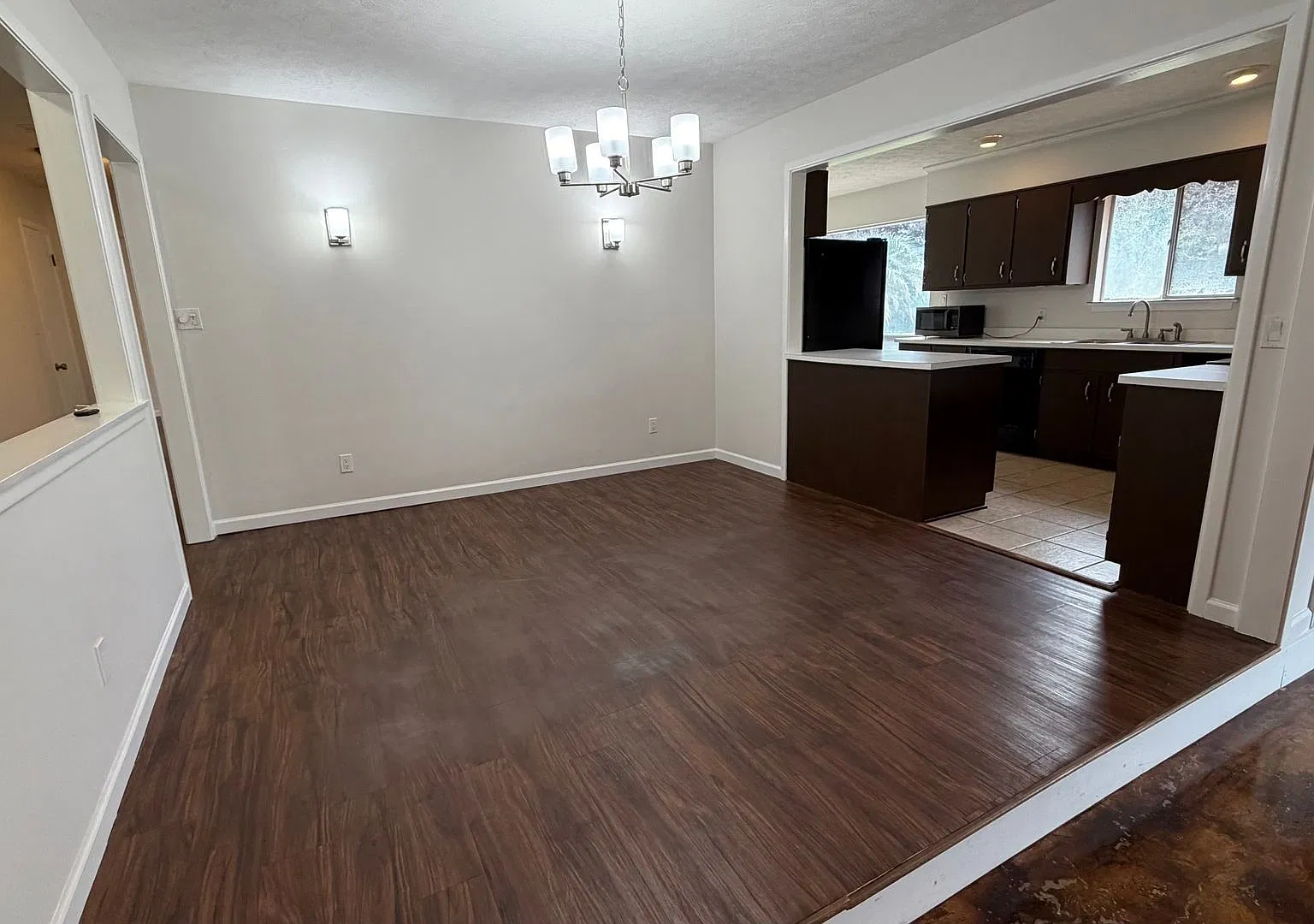3 bed, 2.0 bath, 1725 sqft, $1,750 — Photo 3