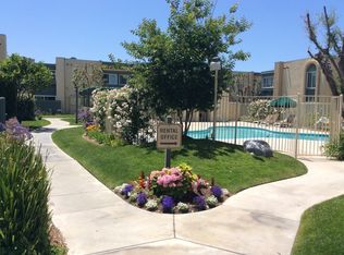 La Palma Woods Apartments, Anaheim, CA 92801