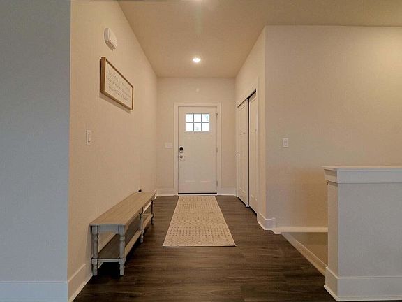 2nd image of 802 21st Ave