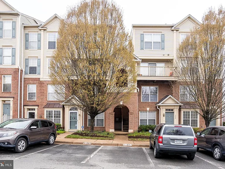 7046 Falls Reach Dr #304 — Photo 1