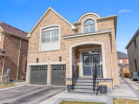 2nd image of 9 Fringetree Rd