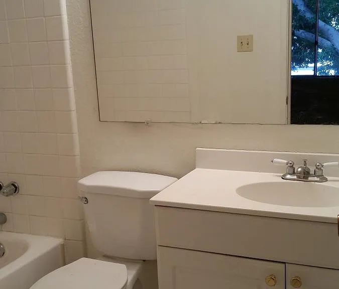 6236 N 16th St #23 — Photo 9
