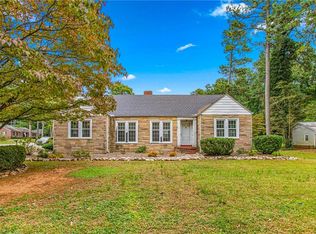 101 Country Club Dr, Lexington, NC 27292