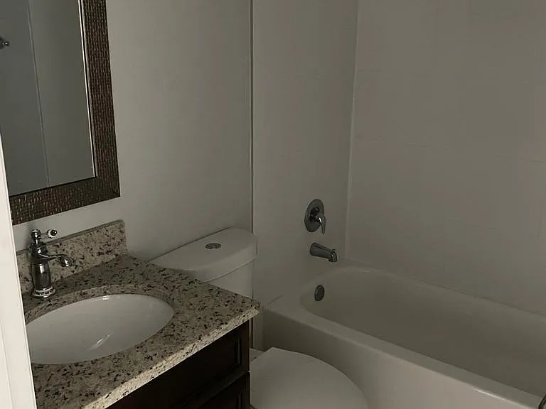 657 Yak Ct — Photo 10