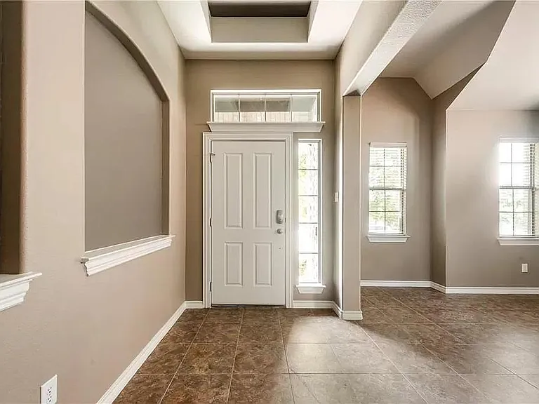 3429 Beekman Dr — Photo 7