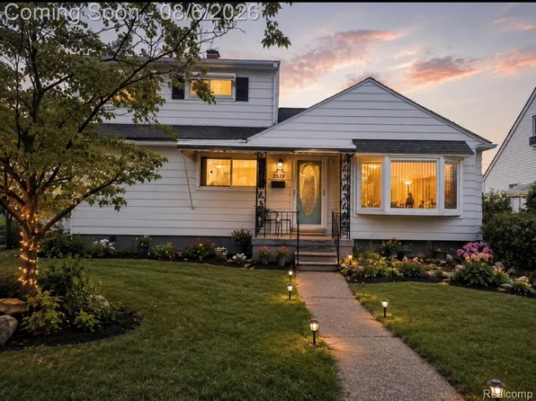 3539 14th St, Wyandotte, MI 48192