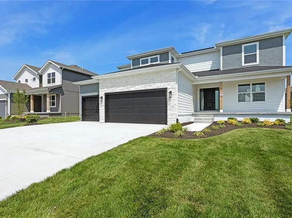 13424 W 178th St, Overland Park, KS 66013