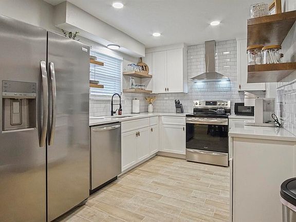 3rd image of 1013 Penn Ln