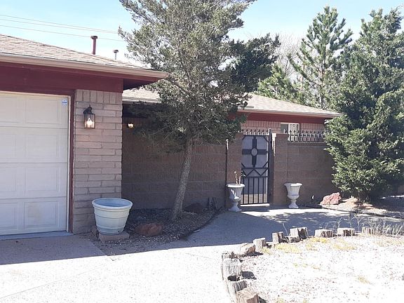 2nd image of 4661 Fairfax Dr NW