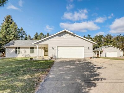 N9567 Hilltop DRIVE, East Troy, WI, 53120