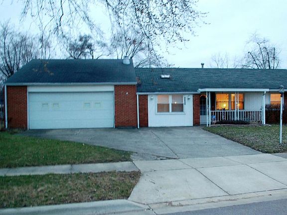 3rd image of 4830 Palmetto St