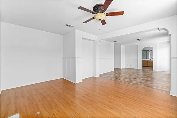 39221 Chantilly Ln — Photo 7