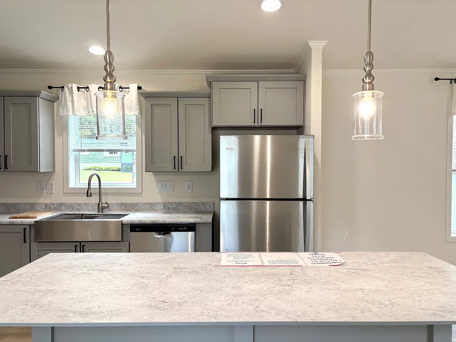4 bed, 2.0 bath, 1140 sqft, $1,625 — Photo 4