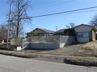 1905 Beaumont St, Grand Prairie, TX 75051