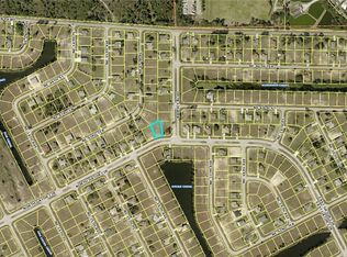 1613 N Gator Cir, Cape Coral, FL 33909