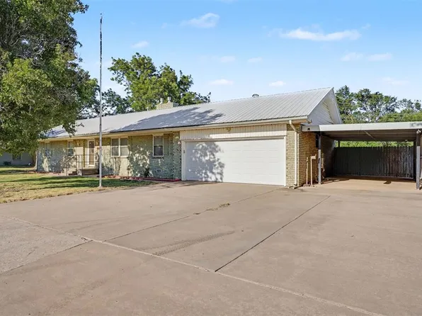 992 Hughes Ave, Blair, OK 73526