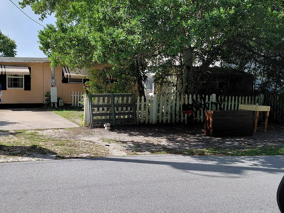 6326 Richard Dr