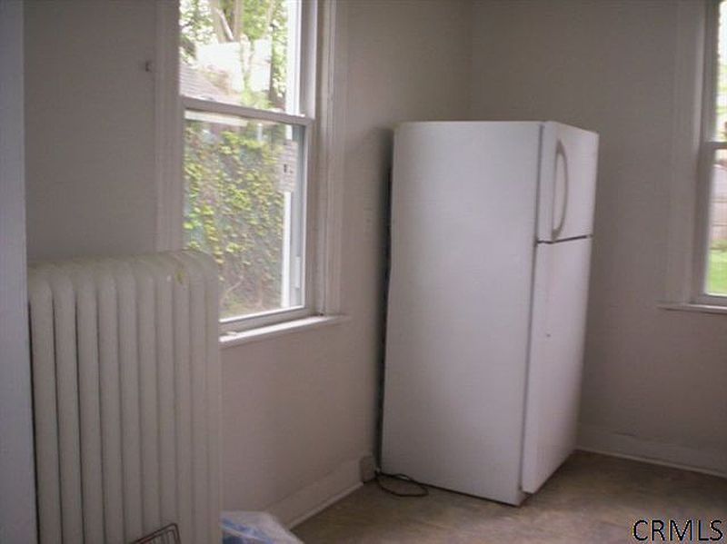4th image of 572-574 THIRD Street