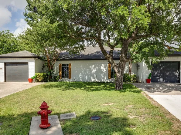 905 SE 10th St, Grand Prairie, TX 75051