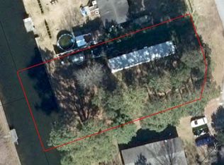 106 S Goosewing Ct, Grandy, NC 27939