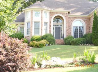 140 Northern Oaks Dr, Fayetteville, GA 30214