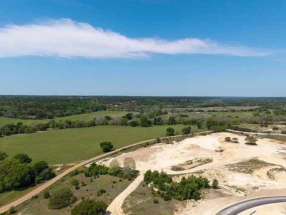 4th image of Grand Canyon Dr