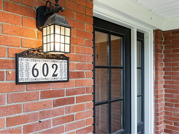 3rd image of 602 Linden Dr