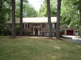 11 Pheasant Ln, Buxton, ME 04093