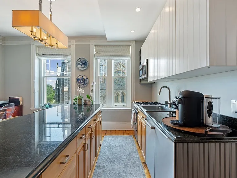 1411 Washington St #24 — Photo 19