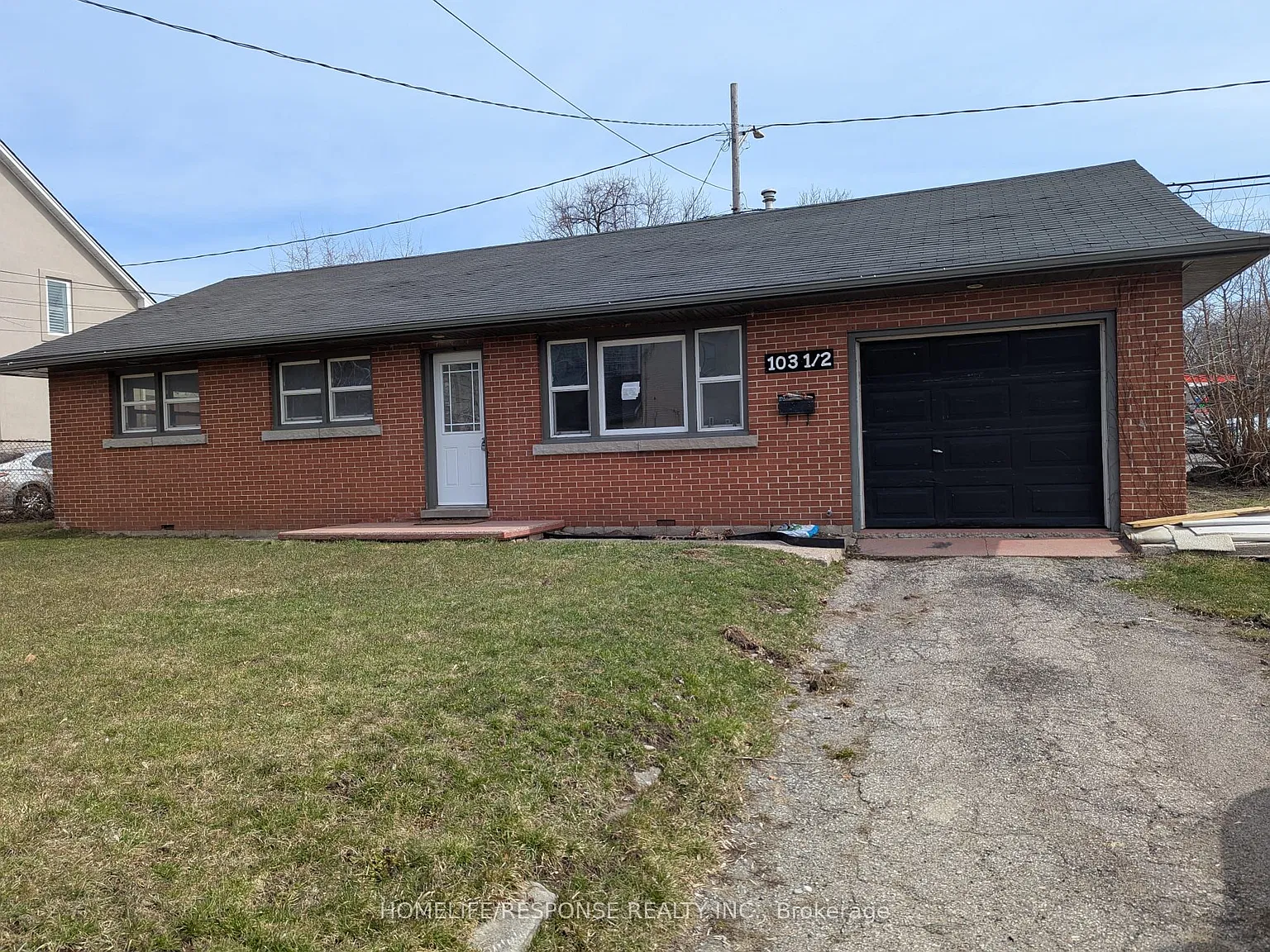 3 bed, $2,000 — Photo 1