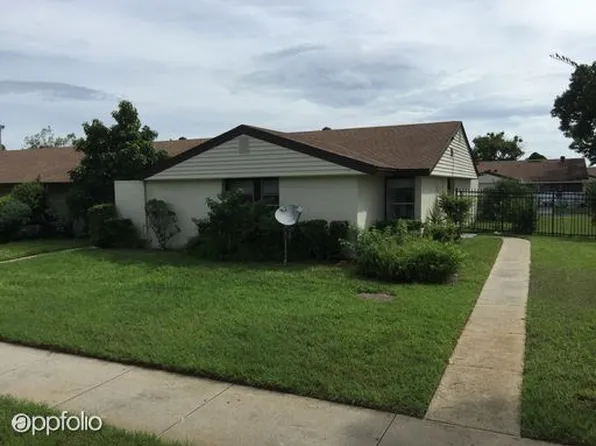 2703 Willow Run, Orlando, FL 32808