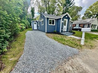 12 English Rd, Holbrook, MA 02343