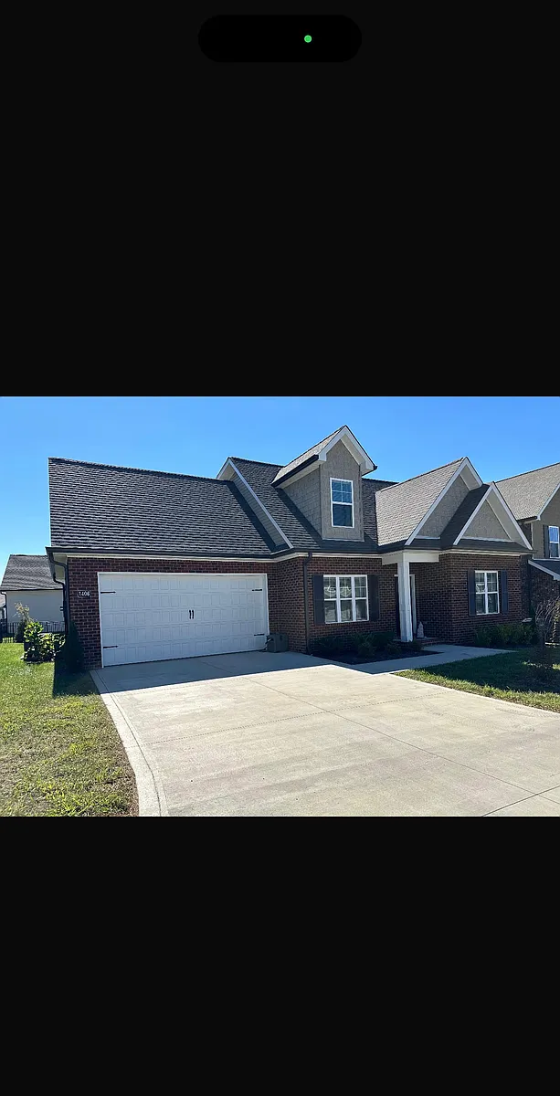Building Photo - 1406 Oak Grove Dr