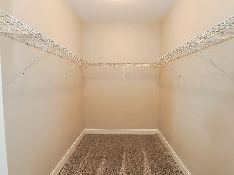 1953 Kenlock Dr — Photo 10