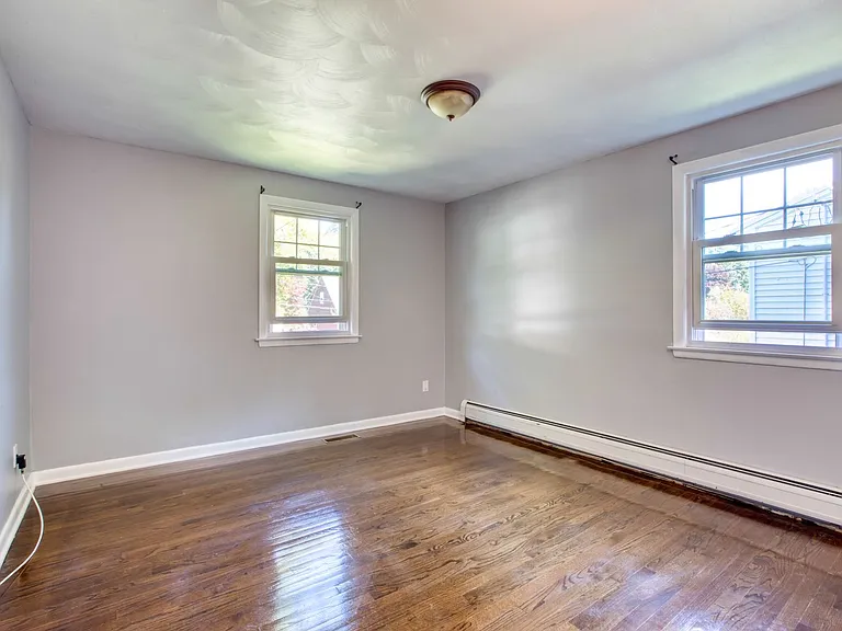 171 Newell Ave — Photo 24