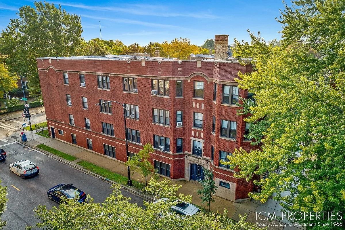 1 bed, 895 sqft, $1,895 — Photo 2