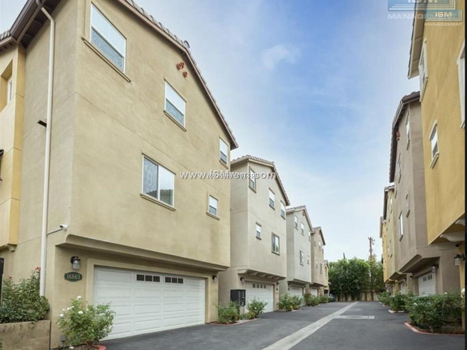 1st image of 6930 Balboa Blvd #16859