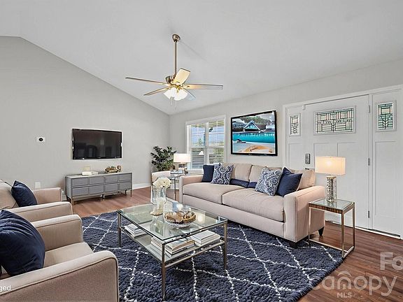 2nd image of 3897 Ritchie Rd