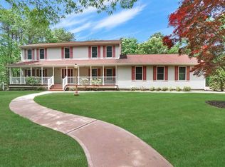 144 Natures Ln, Miller Place, NY 11764