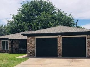 2727 79th St, Lubbock, TX 79423